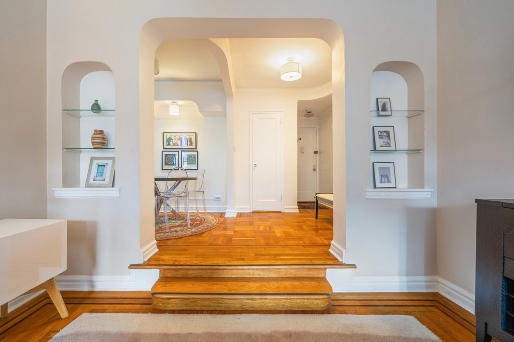 210 West 103rd Street, Unit 6B photo 3