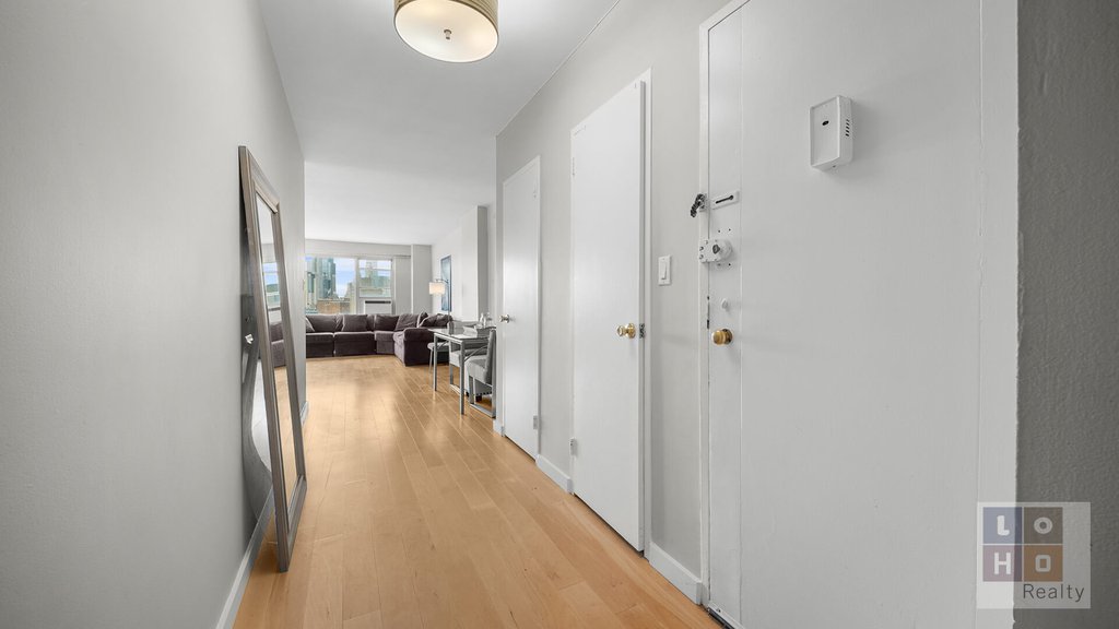 577 Grand Street, Unit F1607 photo 7
