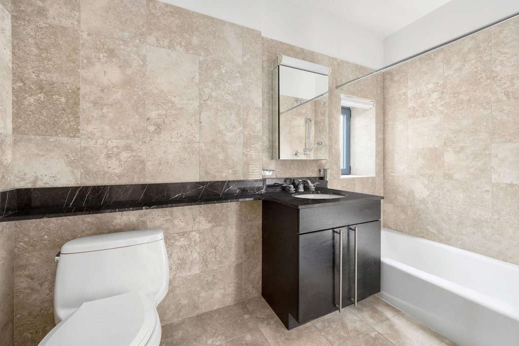 330 East 57th Street, Unit 12 photo 9