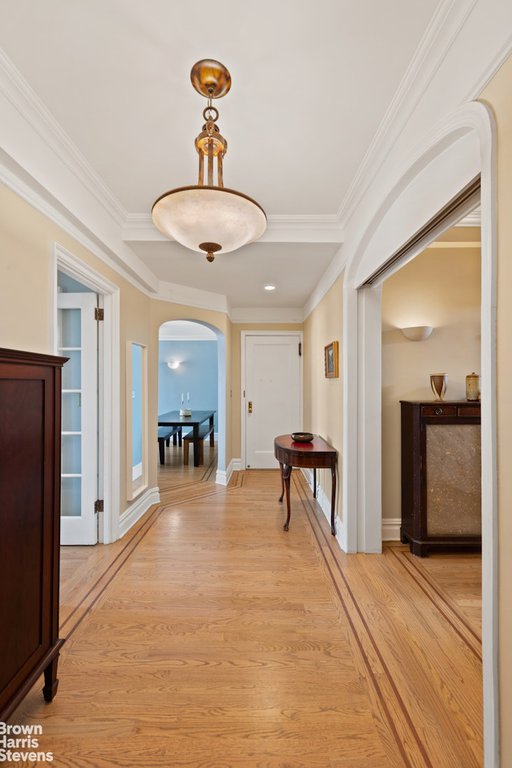245 West 104th Street, Unit 6C photo 2