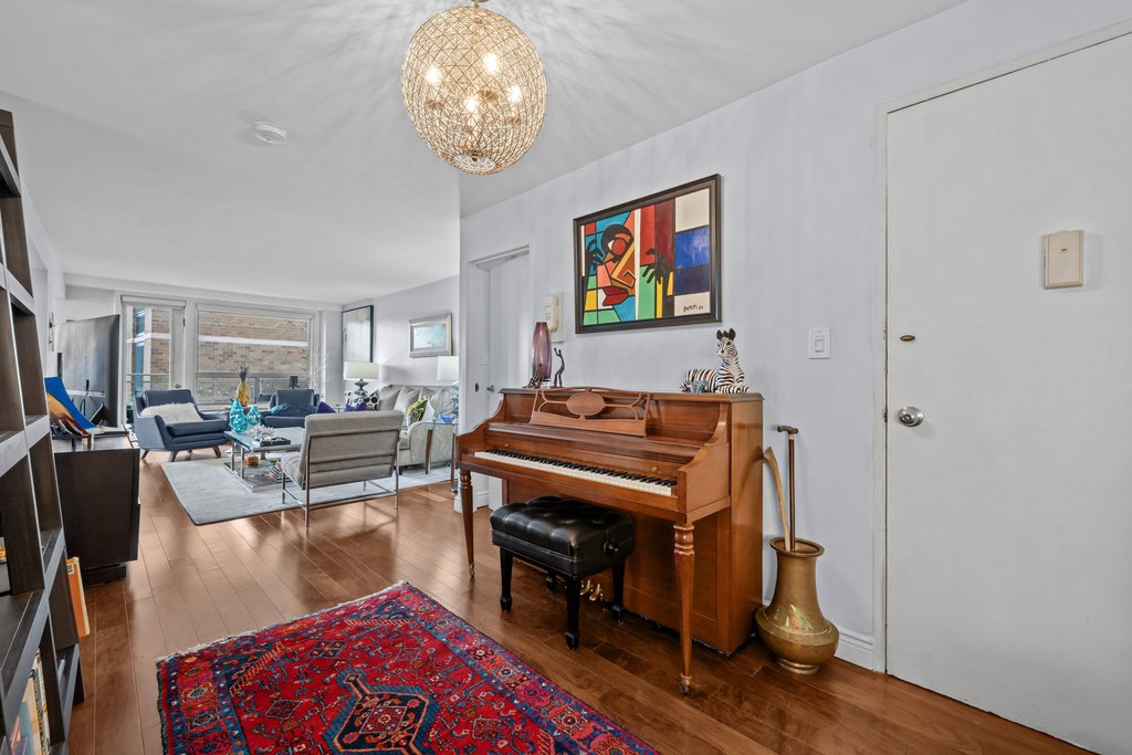 2575 Palisade Avenue, Unit 7A photo 4