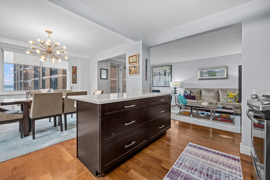 2575 Palisade Avenue, Unit 7A photo 7