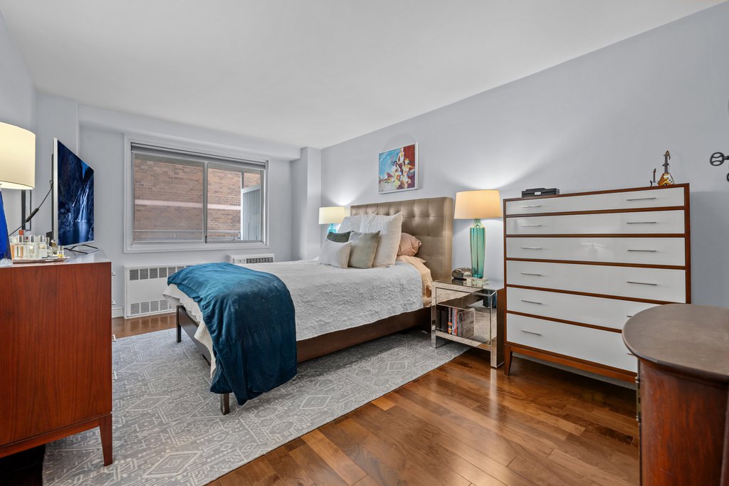 2575 Palisade Avenue, Unit 7A photo 14