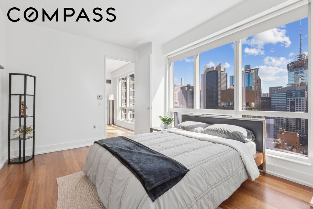 350 West 42nd Street, Unit 37D photo 10