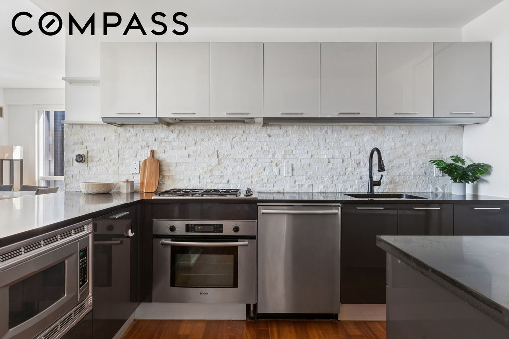 350 West 42nd Street, Unit 37D photo 8