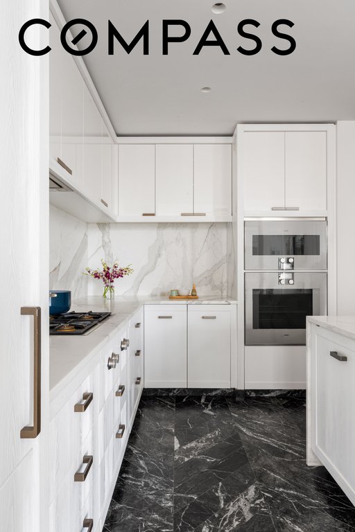 500 West 18th Street, Unit EAST20C photo 6