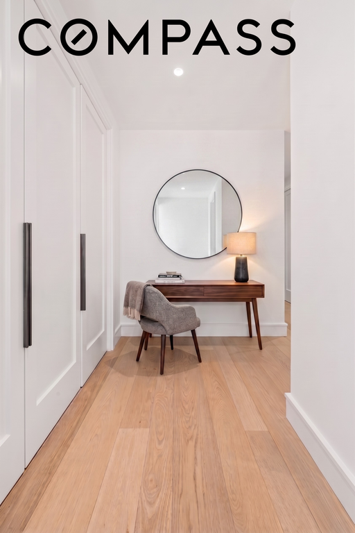 500 West 18th Street, Unit EAST20C photo 11