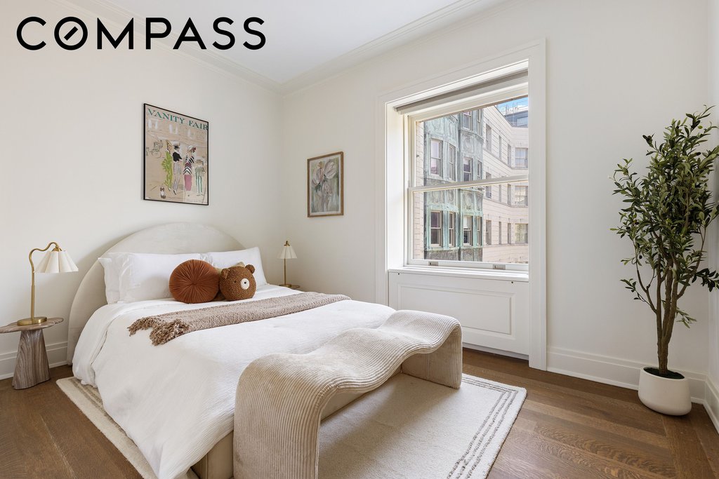 225 West 86th Street, Unit 910 photo 10