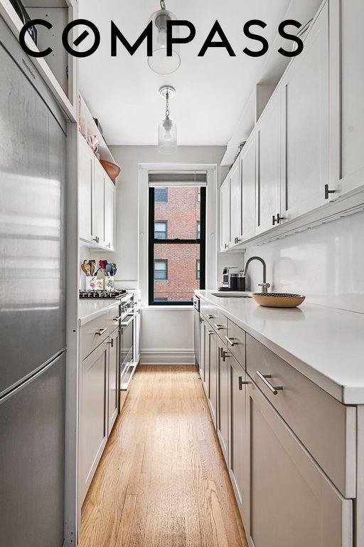 230 East 71st Street, Unit 2B photo 2
