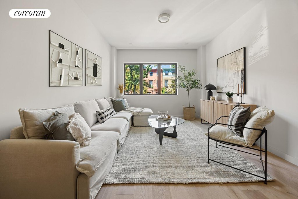 654 Jefferson Avenue, Unit 2B photo 3