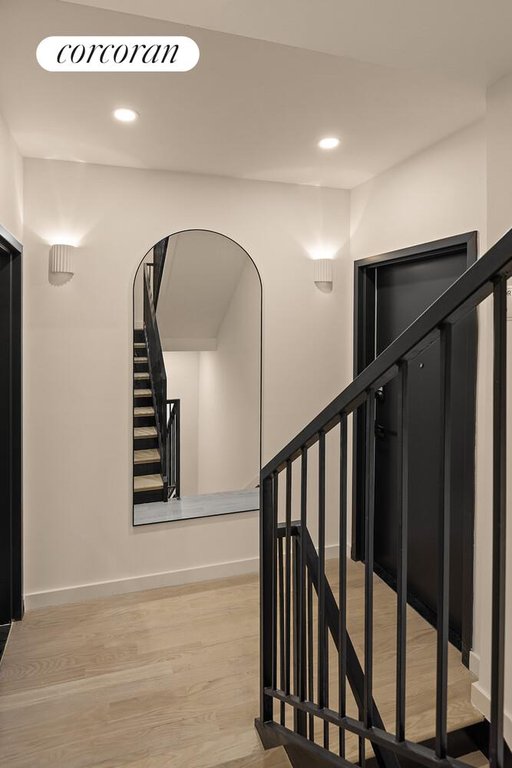 654 Jefferson Avenue, Unit 2B photo 11