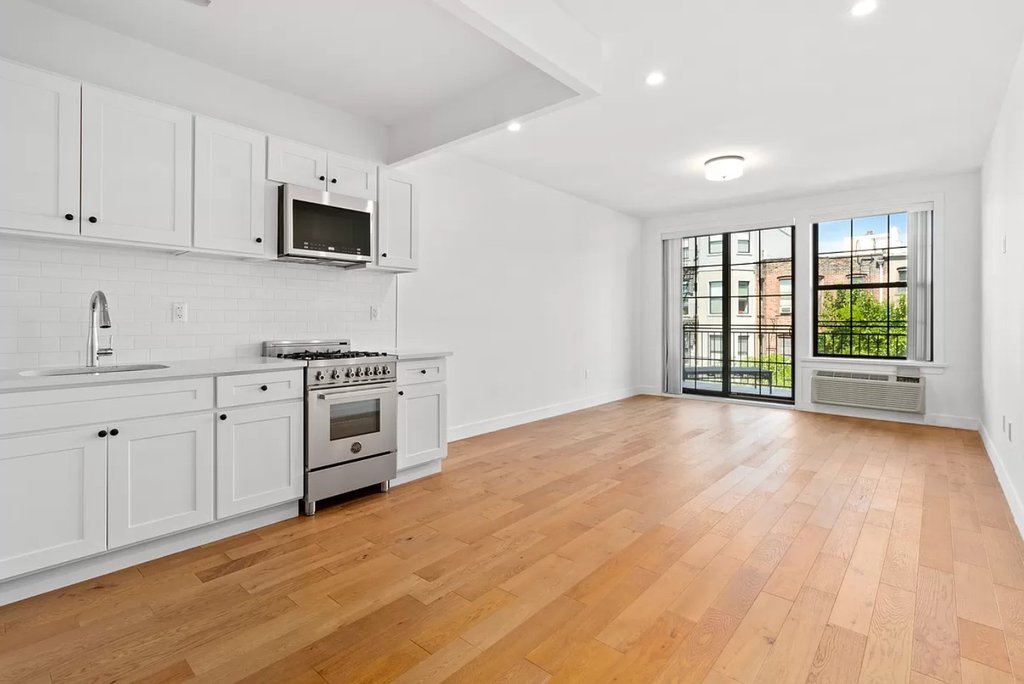 301 Covert Street, Unit 3E photo 3