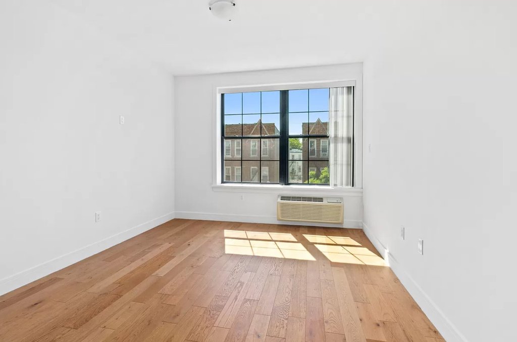 301 Covert Street, Unit 3E photo 7