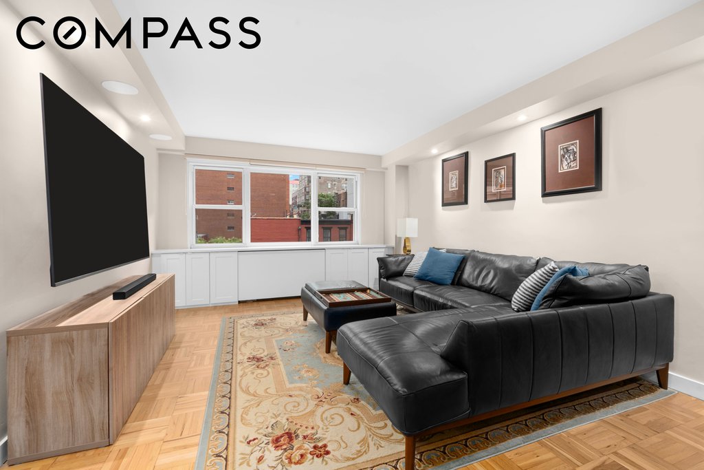 101 West 12th Street, Unit 5K photo 3
