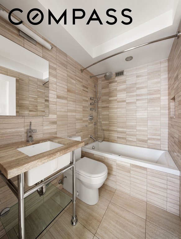 150 East 61st Street, Unit 16D photo 6