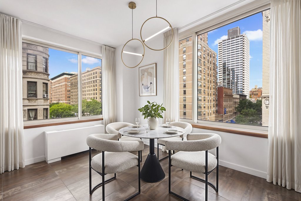 2373 Broadway, Unit 621 photo 3