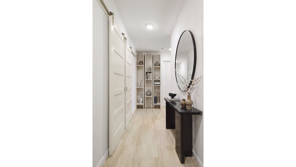 2373 Broadway, Unit 621 photo 9