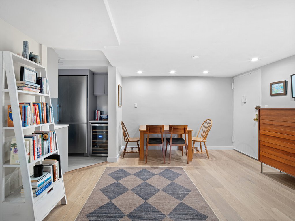 400 East 85th Street, Unit 1A photo 2
