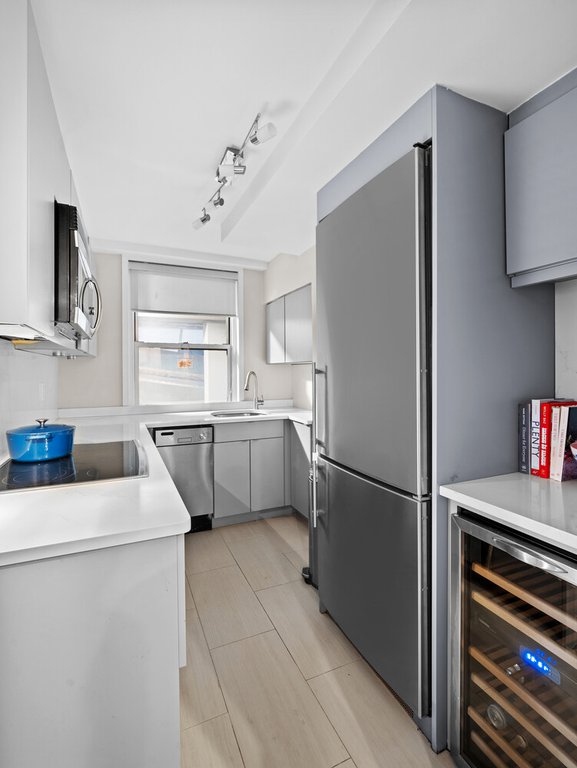 400 East 85th Street, Unit 1A photo 4