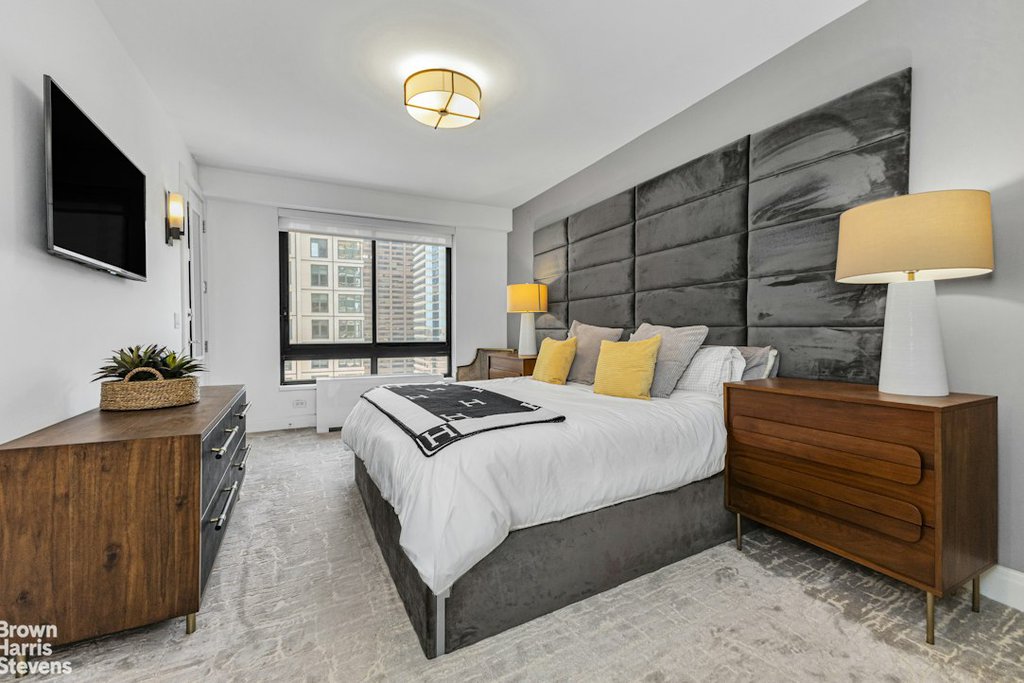 167 East 61st Street, Unit 26B photo 8