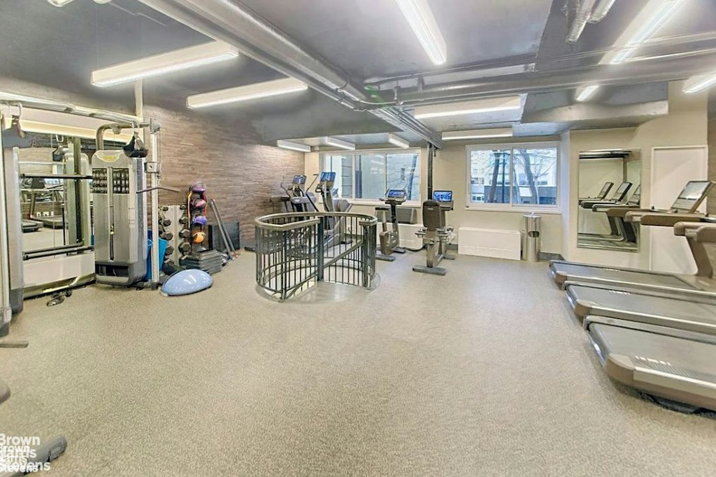 167 East 61st Street, Unit 26B photo 14