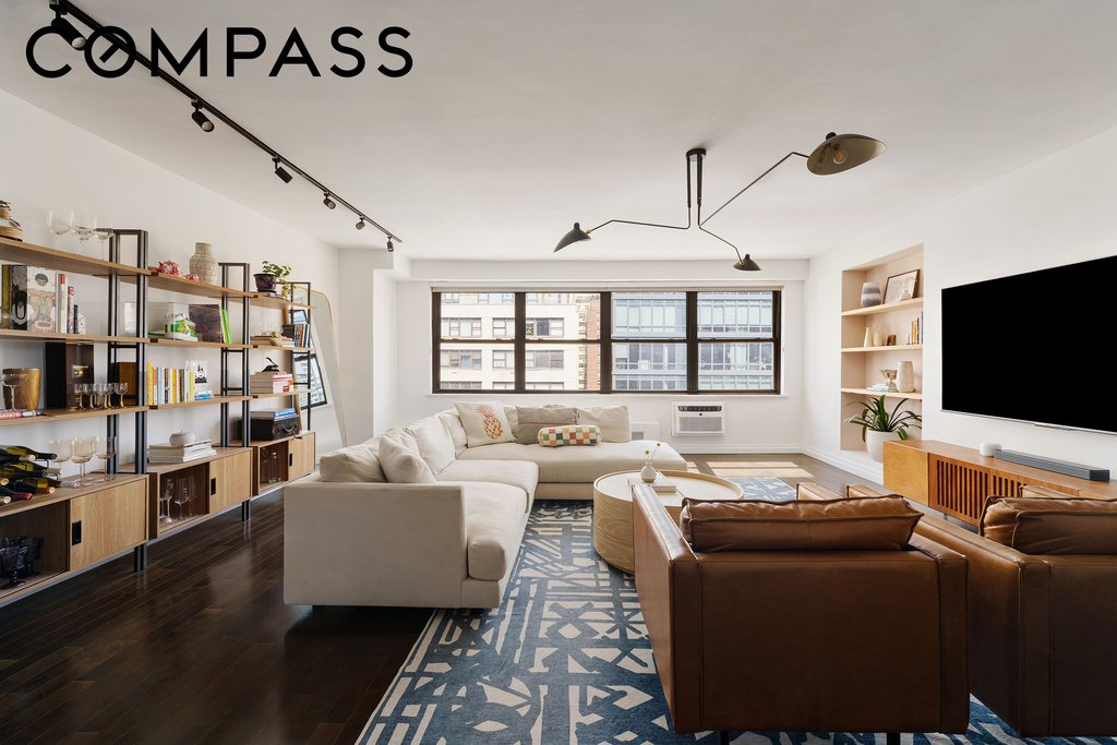 399 East 72nd Street, Unit 16H photo 2