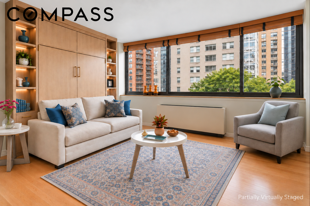 2000 Broadway, Unit 7J photo 4