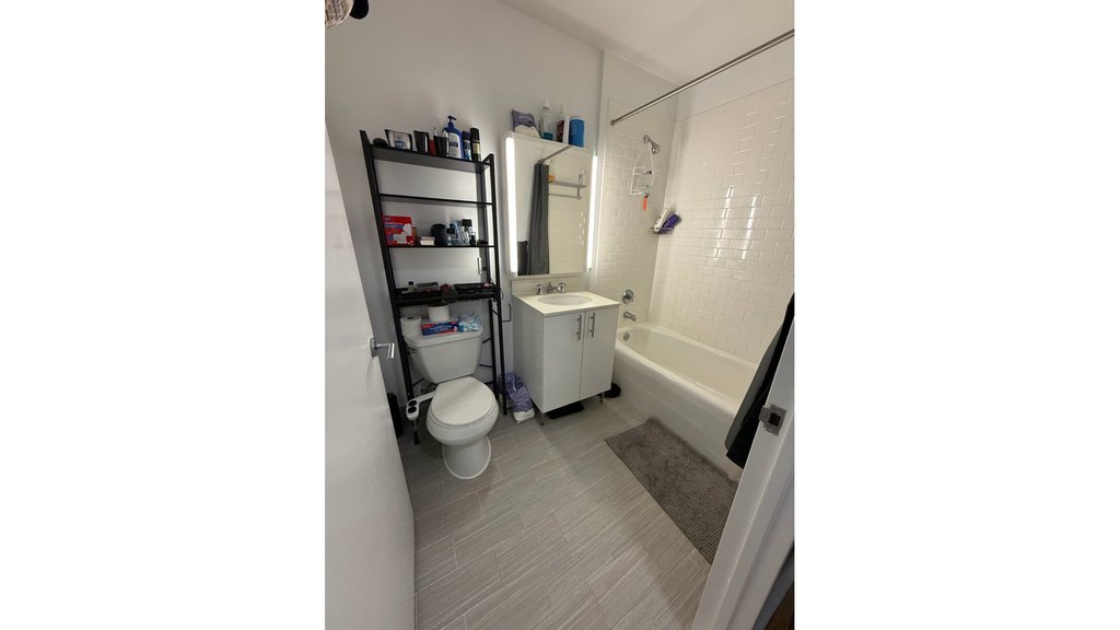 4545 Center Boulevard, Unit 3714 photo 3