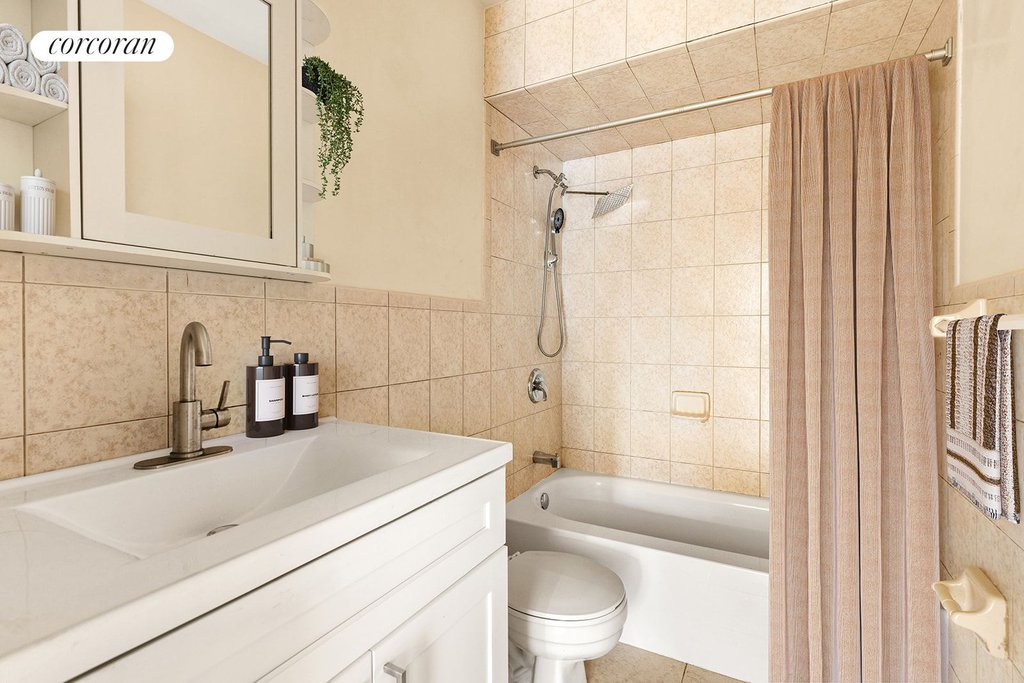 98 Clifton Place, Unit 3A photo 10