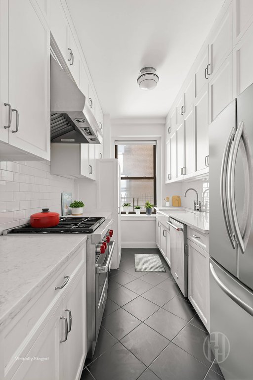 375 Riverside Drive, Unit 7/F photo 4