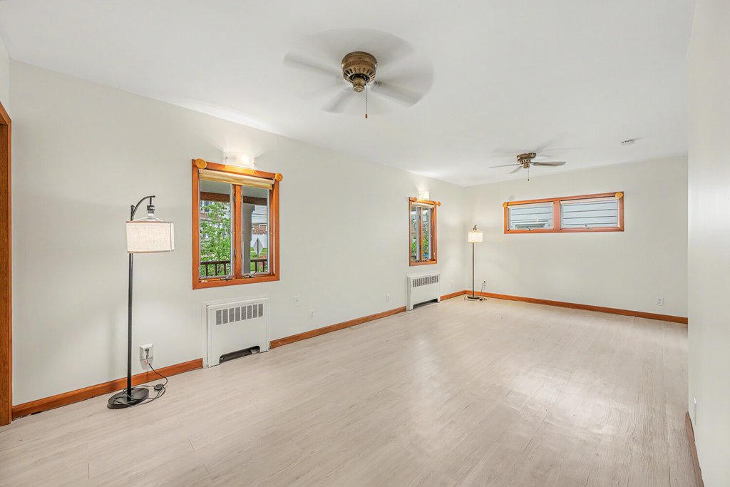 146-45 Thirteenth Avenue – For Sale photo 10