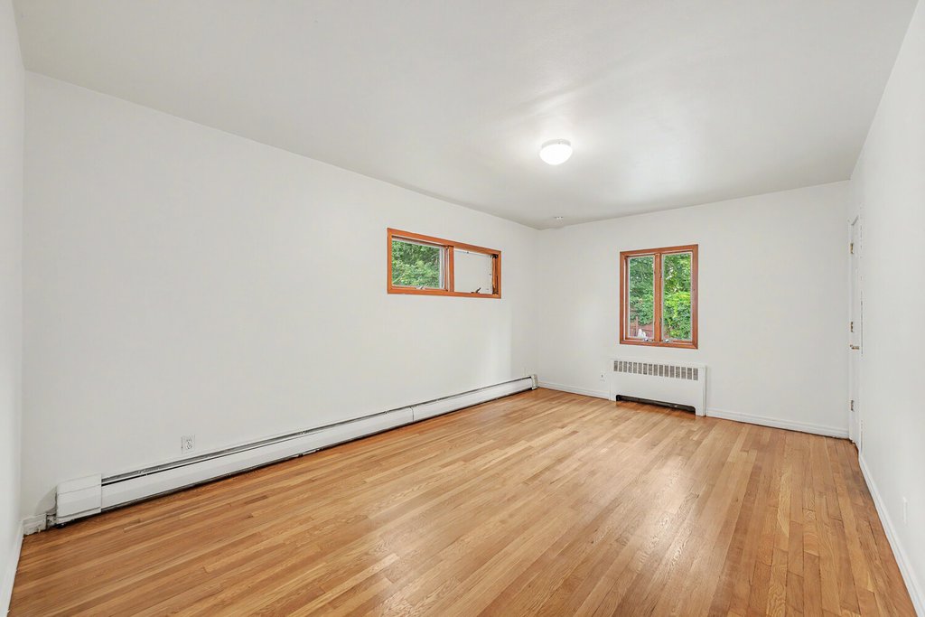146-45 Thirteenth Avenue – For Sale photo 12