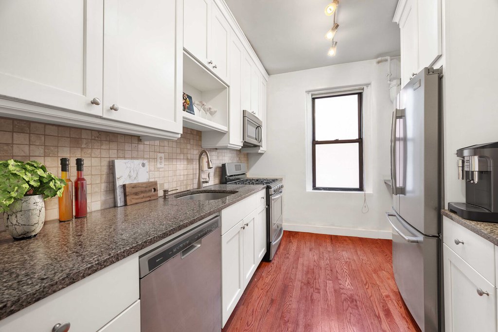 181 East 93rd Street, Unit 4D photo 7