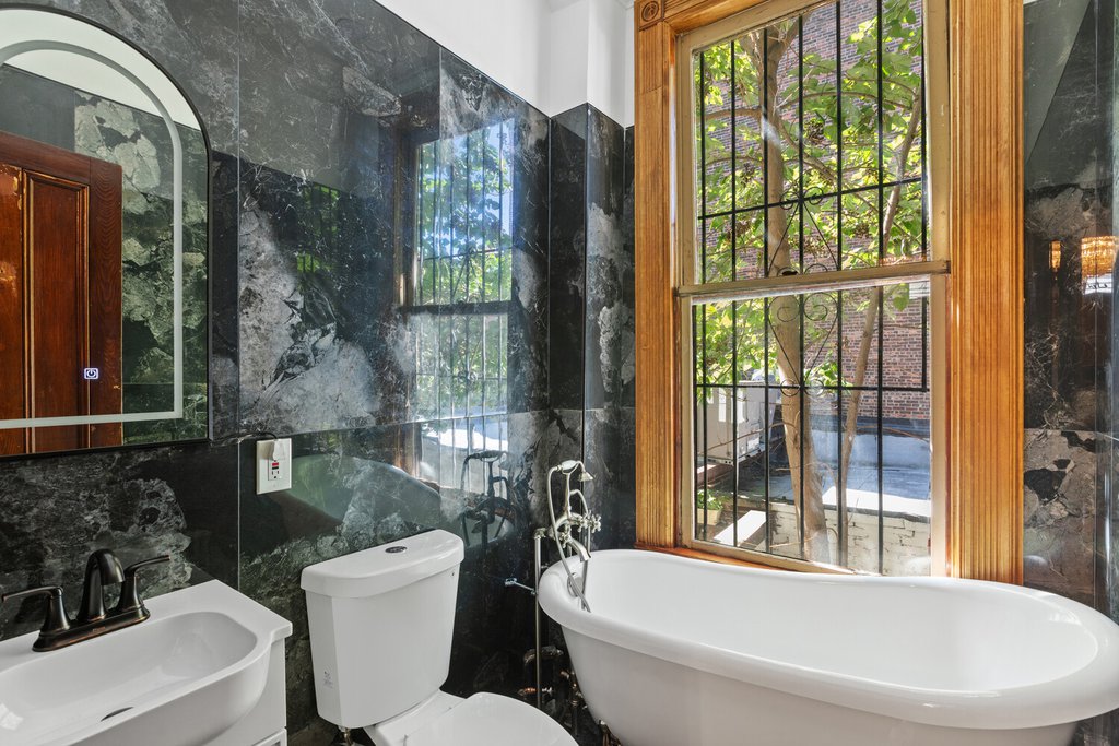 4 Sylvan Terrace – For Sale photo 7