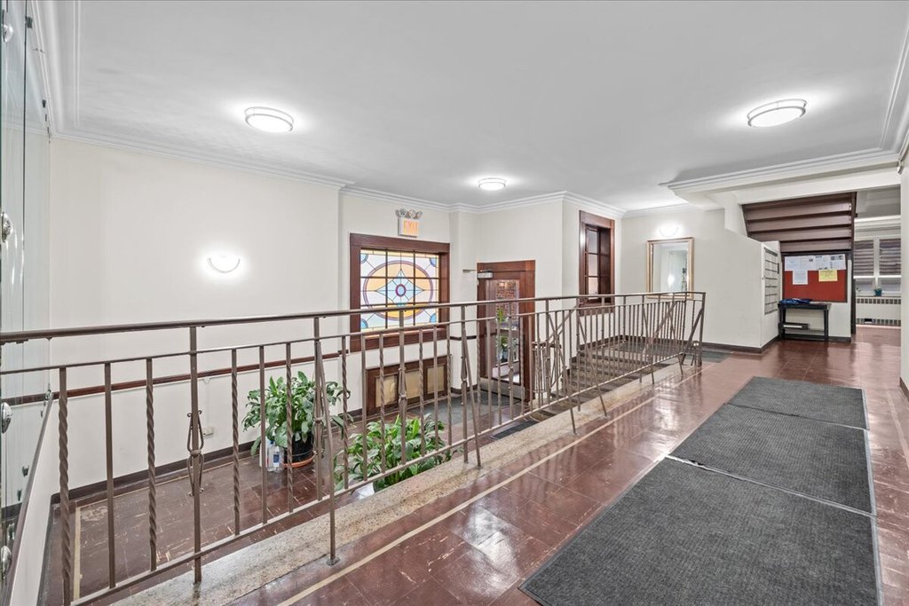 1125 Lorimer Street, Unit 2J photo 12