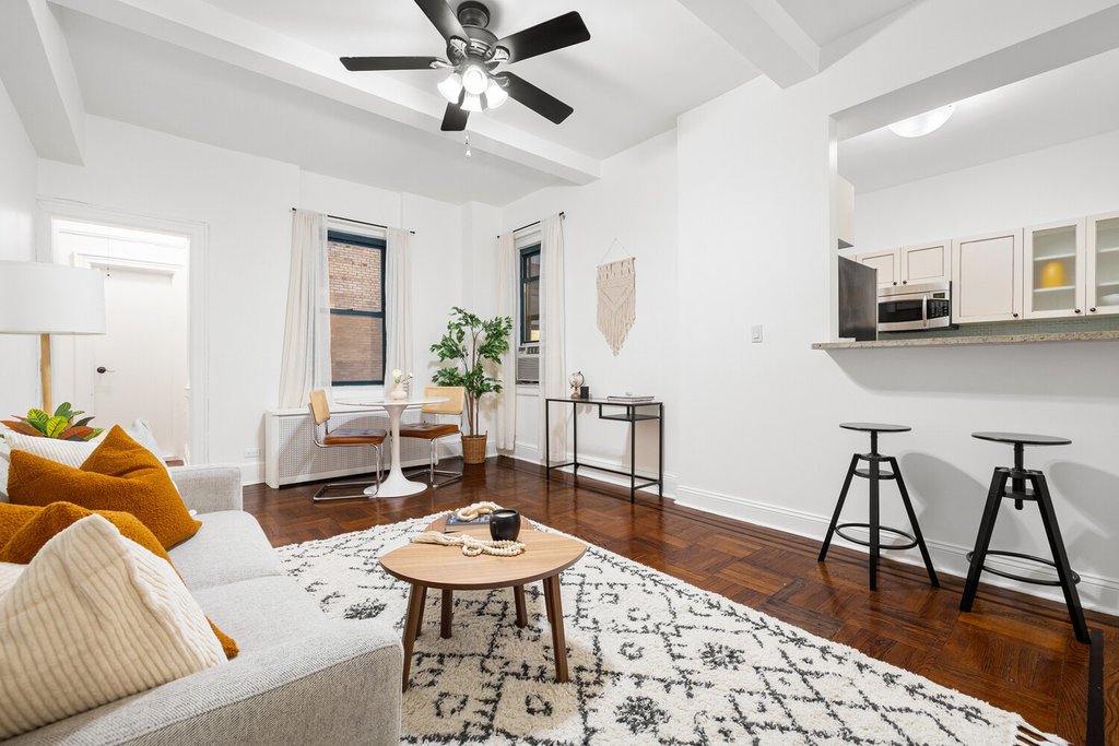 65 West 95th Street, Unit APTG photo 2