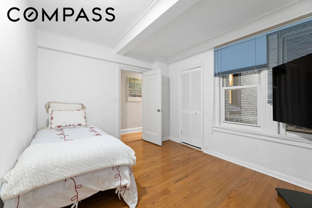 205 East 69th Street, Unit 2A photo 8