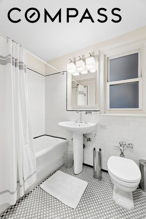 205 East 69th Street, Unit 2A photo 9