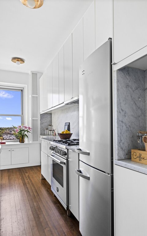 1 Plaza Street West, Unit 11B photo 5