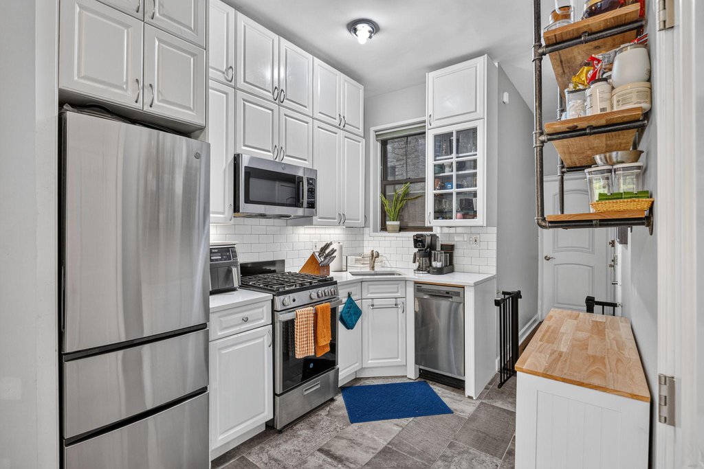 444 East 87th Street, Unit 4B photo 3