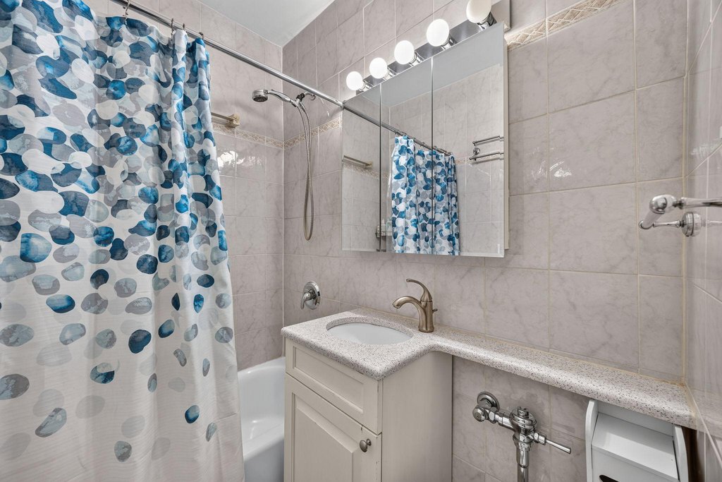 444 East 87th Street, Unit 4B photo 6