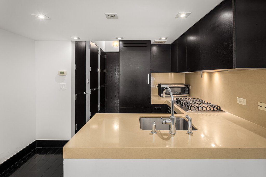 254 Park Avenue South, Unit 9G photo 7