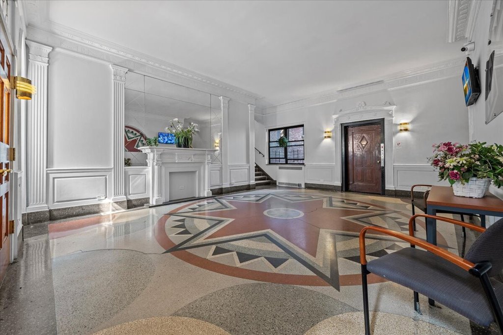 2375 Ocean Avenue, Unit 5D photo 3