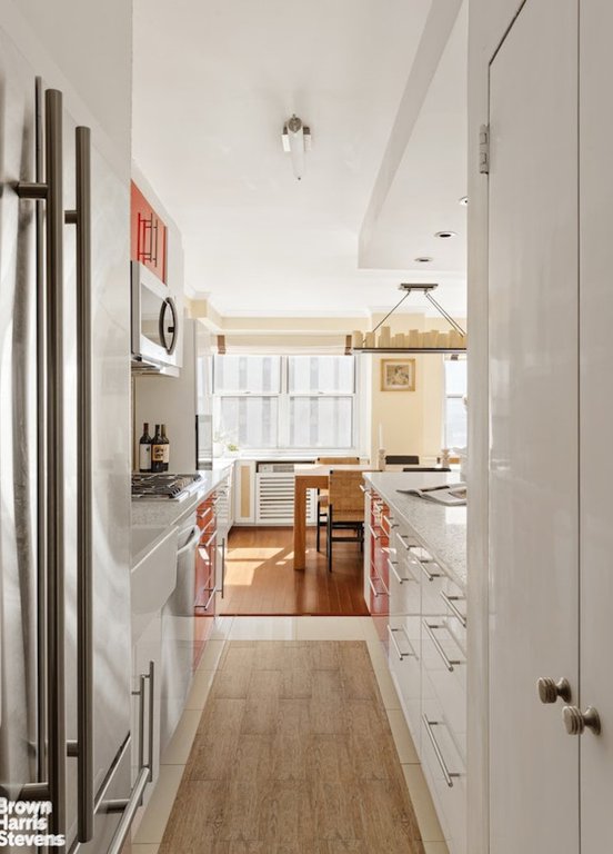 1175 York Avenue, Unit 15H photo 4