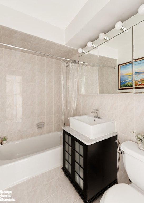 1175 York Avenue, Unit 15H photo 8