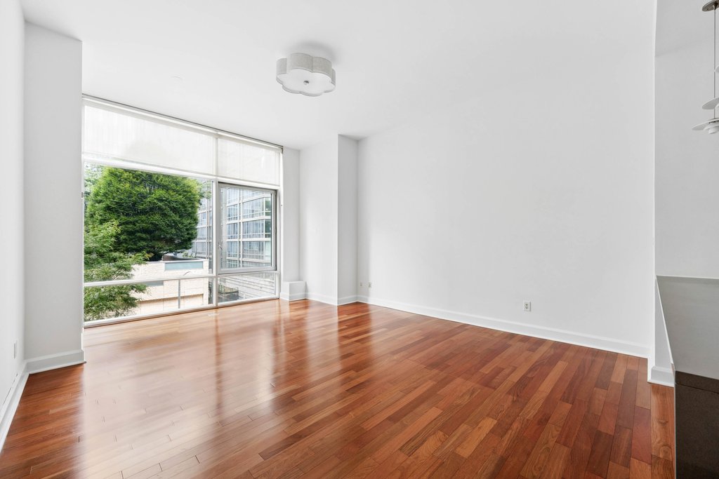 243 West 60th Street, Unit 2B photo 2