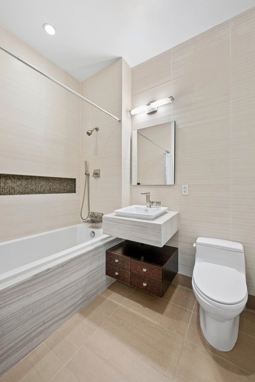 243 West 60th Street, Unit 2B photo 14