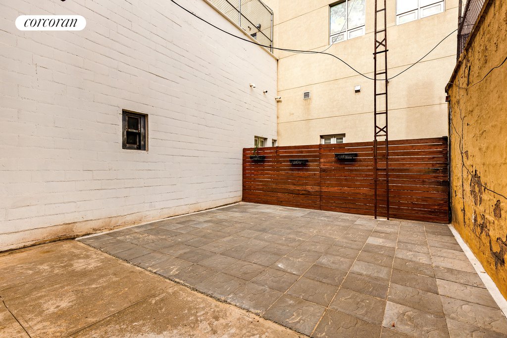 210 Hoyt Street – For Sale photo 9