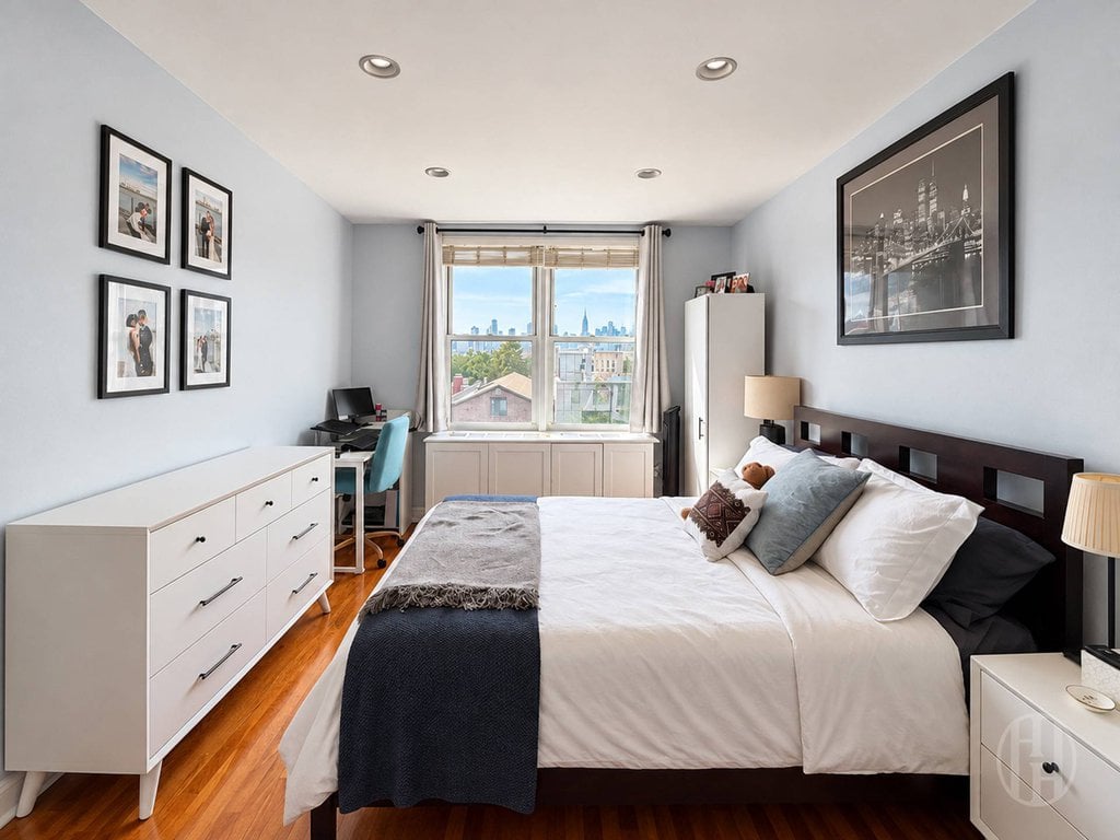 50-15 39th Street, Unit 4d