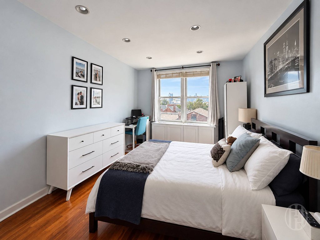 50-15 39th Street, Unit 4d photo 6